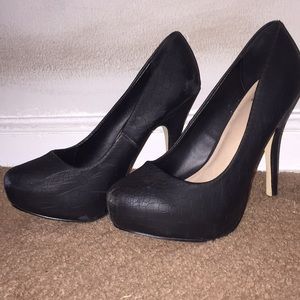 Black heels